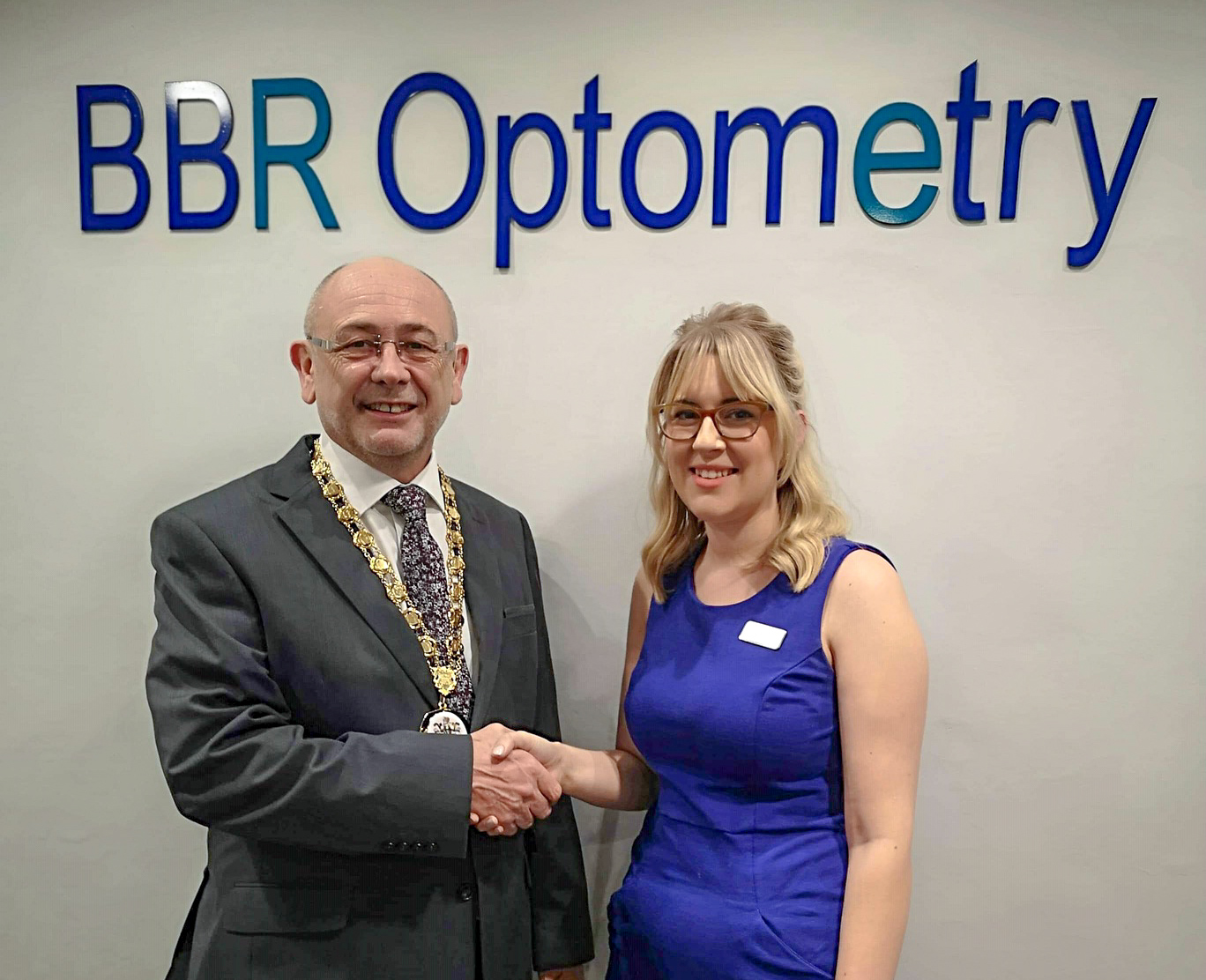 President of ABDO makes personal visit to present BBR Optometry’s Emily Davies with top award